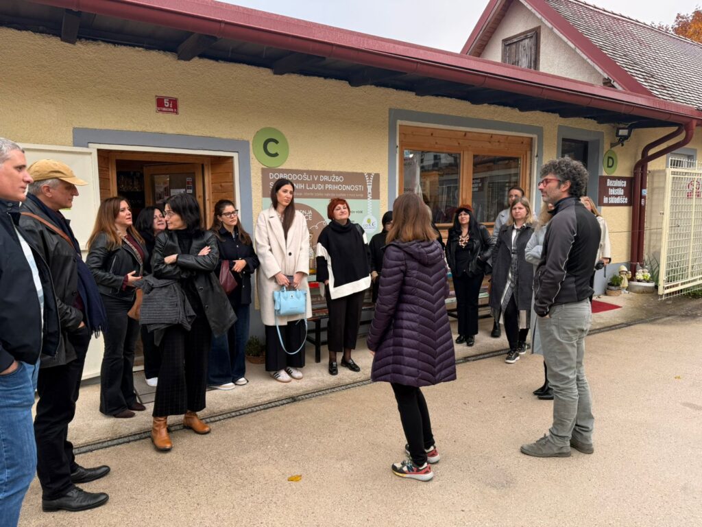 447b4f69 9024 41f2 be02 c303a3f7654f