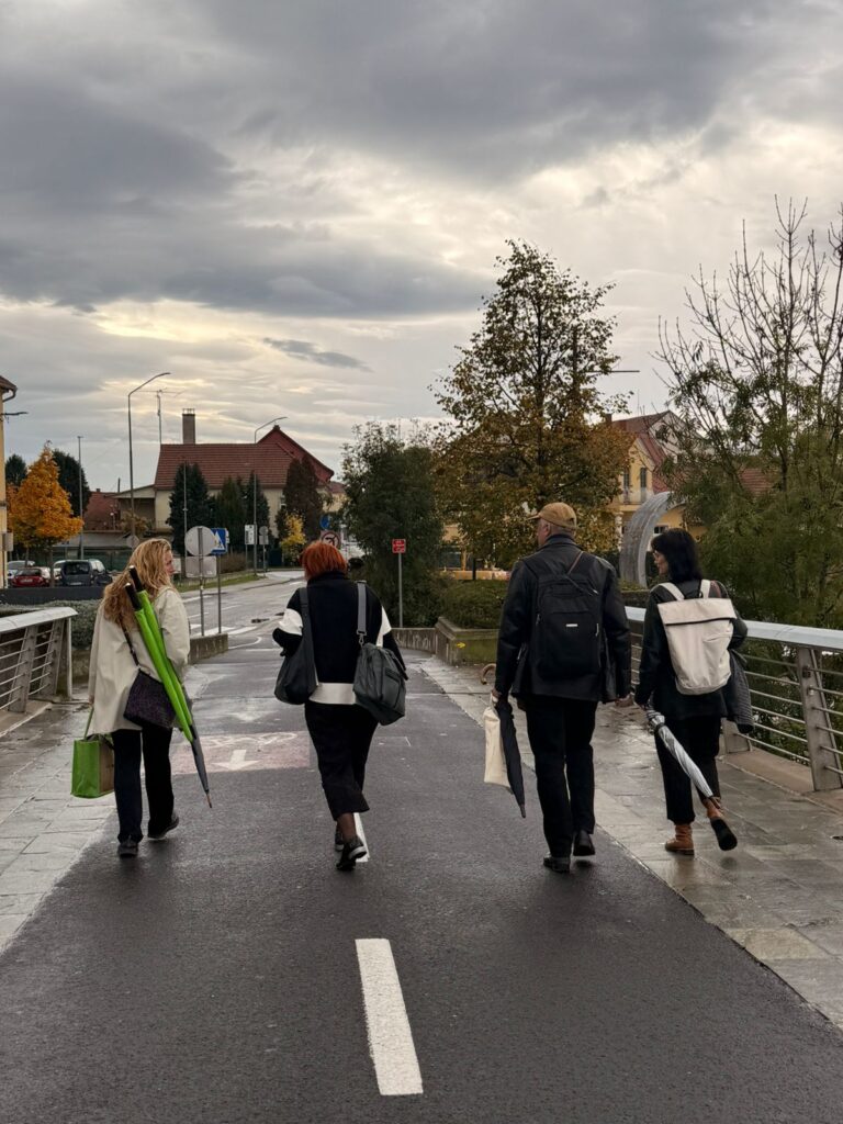 9e4eba14 fc53 49cd a7e7 a0b8c15c0b56